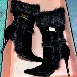 Stiletto heeled boots